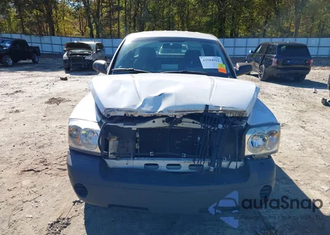 2007 Dodge Dakota St from USA, damaged, VIN 1D7HE22KX7S148630